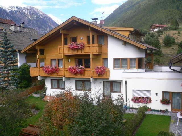 Residence Tauber Valles Extérieur photo