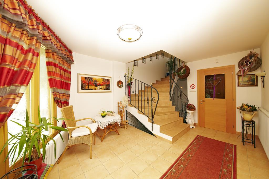 Residence Tauber Valles Extérieur photo